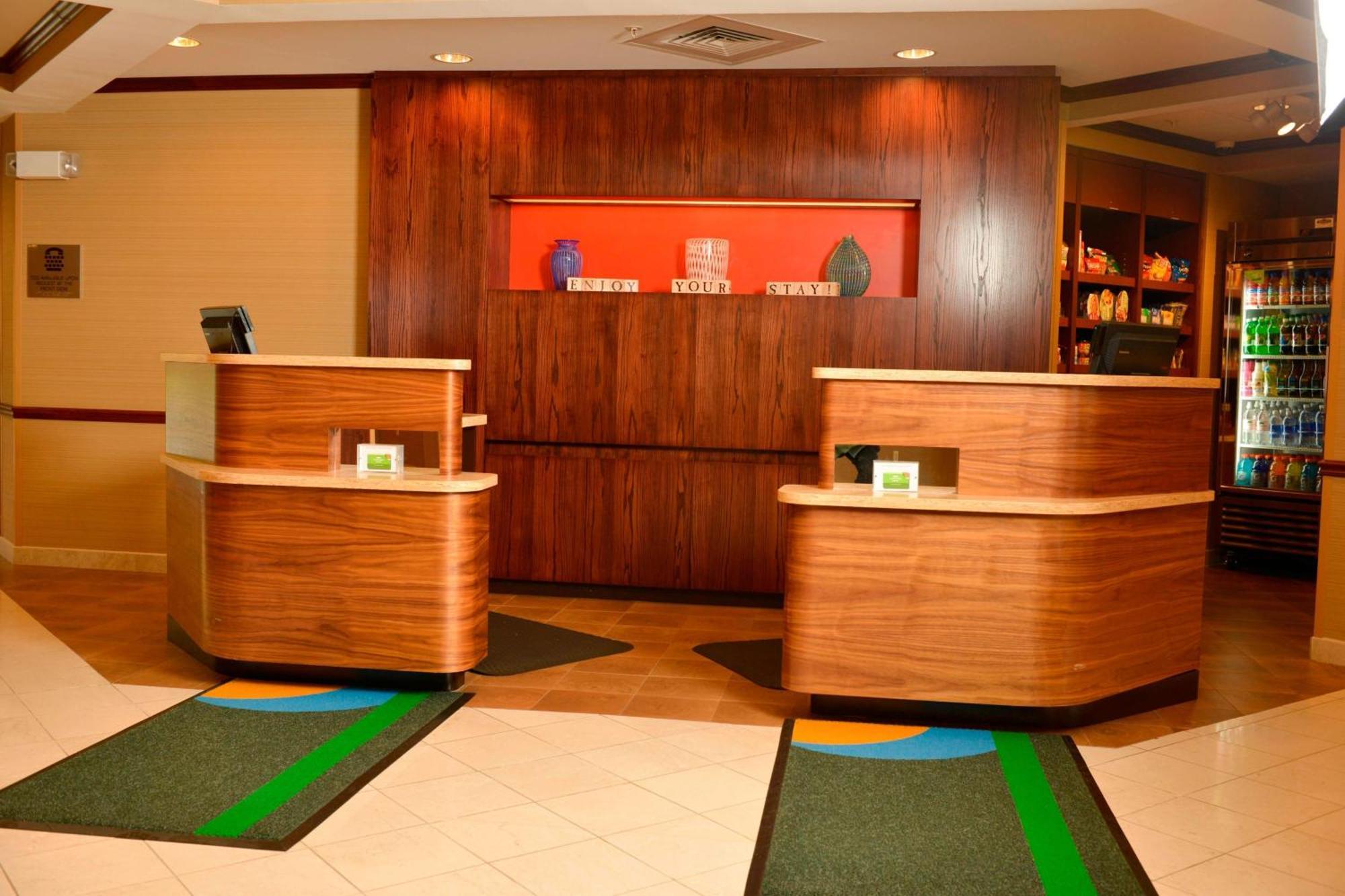 Courtyard Middlebury Hotel Luaran gambar