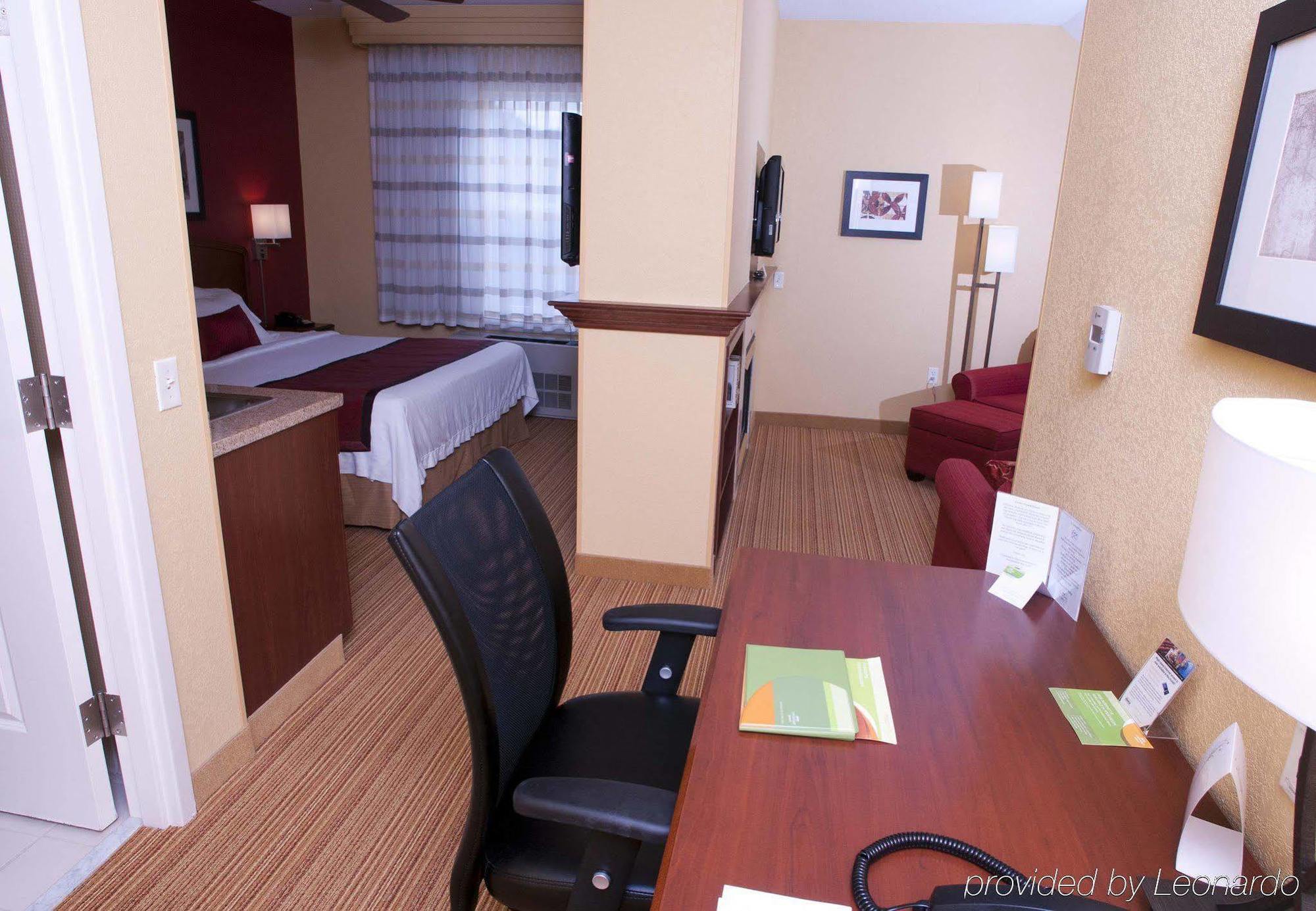 Courtyard Middlebury Hotel Luaran gambar